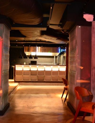concrete bar