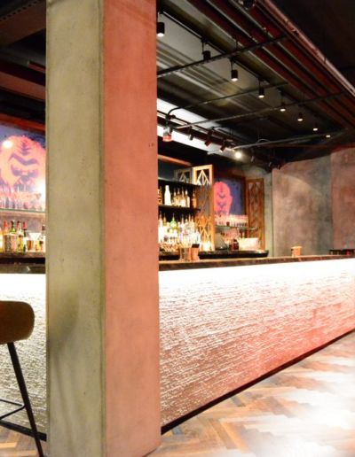 concrete bar