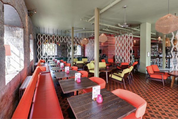 concrete breeze block wall las iguanas